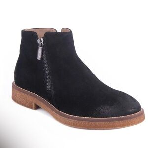 Italeau Waterproof Booties- size 38